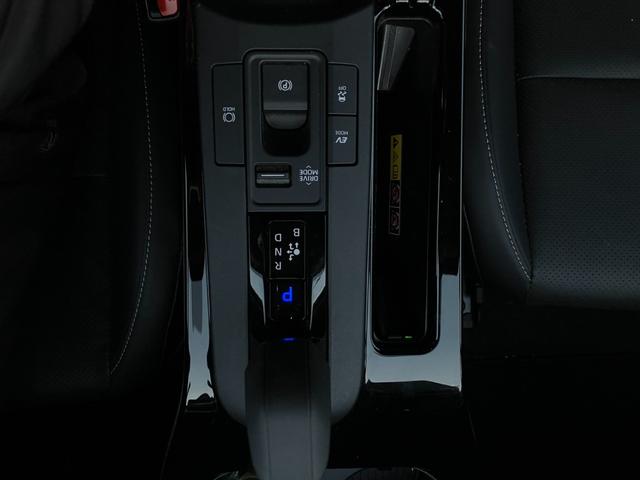 プリウス Z モデリスタフルエアロ・PVM・BSM・パノラマルーフ・パワーバックドア・ETC・デジタルインナーミラー・12.3DA・フルセグBカメラ(10枚目)