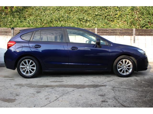 インプレッサスポーツ 2.0i クルーズコントロール パドルシフト オートライト HIDヘッドライト カロッツェリアナビ TV Bluetooth対応ナビ AUX USB ETC バックカメラ アイドリングストップ 横滑り防止装置(8枚目)