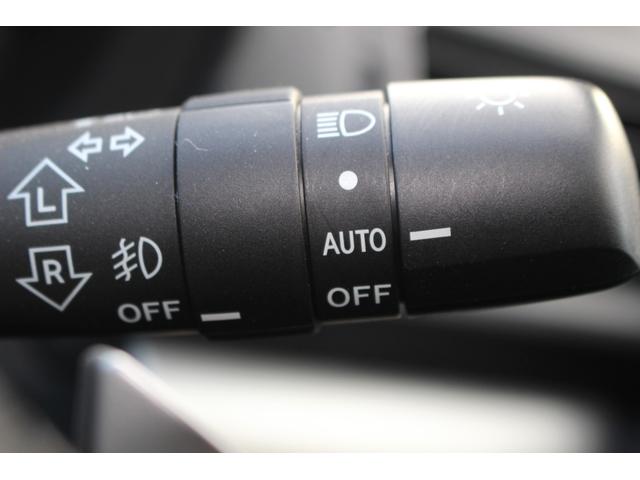 インプレッサスポーツ 2.0i クルーズコントロール パドルシフト オートライト HIDヘッドライト カロッツェリアナビ TV Bluetooth対応ナビ AUX USB ETC バックカメラ アイドリングストップ 横滑り防止装置(12枚目)