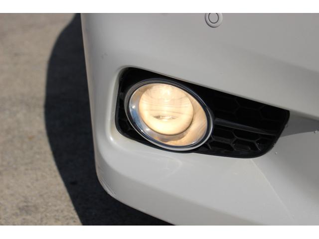 マークXジオ エアリアル 純正エアロパーツ フロントカメラ オートライト HID スマートキー2個 運転席/助手席パワーシート 純正ナビTV Bluetooth ETC バックカメラ クリアランスソナー 純正ラゲッジマット(16枚目)