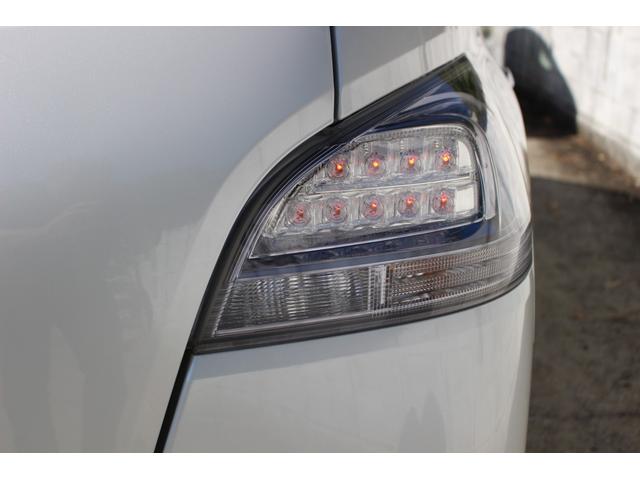 マークXジオ エアリアル 純正エアロパーツ フロントカメラ オートライト HID スマートキー2個 運転席/助手席パワーシート 純正ナビTV Bluetooth ETC バックカメラ クリアランスソナー 純正ラゲッジマット(34枚目)