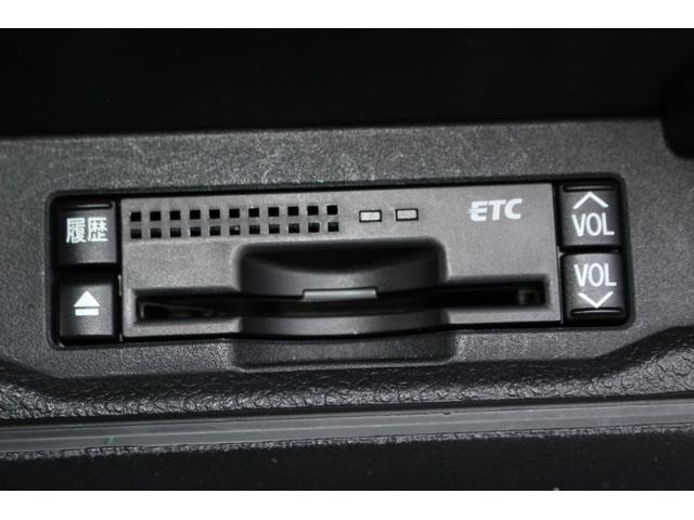 マークXジオ エアリアル 純正エアロパーツ フロントカメラ オートライト HID スマートキー2個 運転席/助手席パワーシート 純正ナビTV Bluetooth ETC バックカメラ クリアランスソナー 純正ラゲッジマット(60枚目)