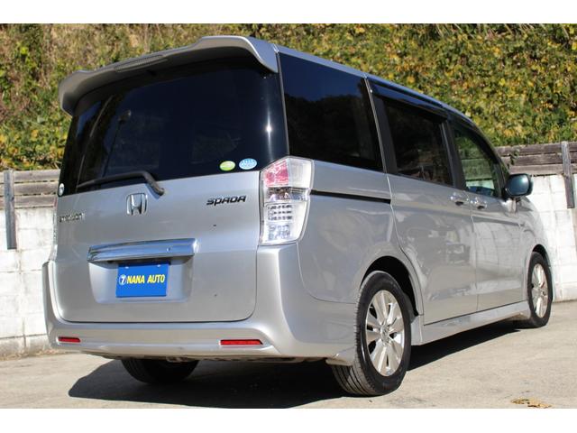 ステップワゴンスパーダ Ｚ　両側パワースライドドア　スマートキー　後席フィリップダウンモニター　オートライト　ＨＩＤヘッドライト　純正エアロパーツ　パドルシフト　純正ナビ　ワンセグＴＶ　ＣＤ録音　ＤＶＤ　ＥＴＣ　バックカメラ（11枚目）