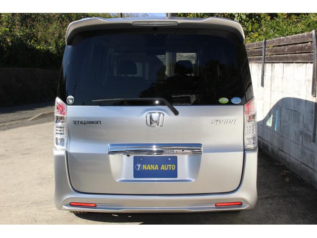 ステップワゴンスパーダ Ｚ　両側パワースライドドア　スマートキー　後席フィリップダウンモニター　オートライト　ＨＩＤヘッドライト　純正エアロパーツ　パドルシフト　純正ナビ　ワンセグＴＶ　ＣＤ録音　ＤＶＤ　ＥＴＣ　バックカメラ（24枚目）