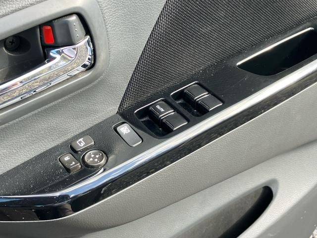 ワゴンＲスティングレー Ｘ　ＥＴＣ　ナビ　ＨＩＤ　スマートキー　盗難防止システム　衝突安全ボディ　運転席　助手席　エアバック　ＡＢＳ　エアコン　パワーステアリング　パワーウィンドウ（28枚目）