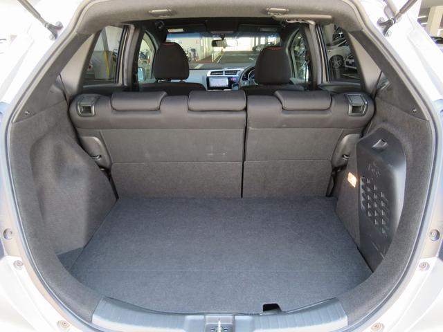 フィットハイブリッド Ｓパッケージ　４ＷＤ（23枚目）