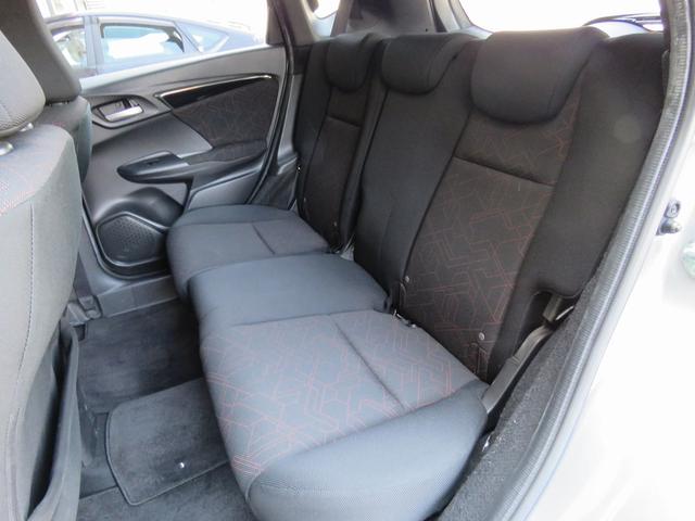 フィットハイブリッド Ｓパッケージ　４ＷＤ（30枚目）