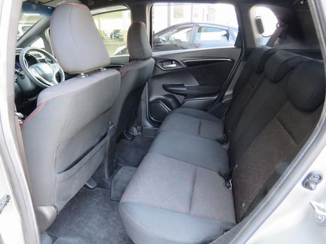 フィットハイブリッド Ｓパッケージ　４ＷＤ（32枚目）