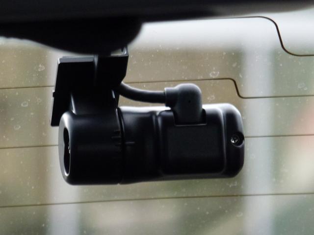 フィット ｅ：ＨＥＶホーム　弊社元試乗車　ホンダコネクトディスプレイ　ＥＴＣ２．０　純正ドラレコ前後　電子パーキングブレーキ　ＬＥＤヘッドライト　サイドカーテンエアバック　バックカメラ　Ｂｌｕｅｔｏｏｔｈａｕｄｉｏ（19枚目）