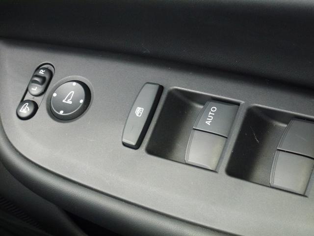 フィット ｅ：ＨＥＶホーム　弊社元試乗車　ホンダコネクトディスプレイ　ＥＴＣ２．０　純正ドラレコ前後　電子パーキングブレーキ　ＬＥＤヘッドライト　サイドカーテンエアバック　バックカメラ　Ｂｌｕｅｔｏｏｔｈａｕｄｉｏ（26枚目）