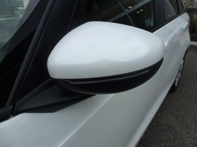 フィット ホーム　弊社元試乗車　９インチ純正ナビ　ドライブレコーダー前後　ＣＤ／ＤＶＤ　フルセグ　ミュージックラック　Ｂｌｕｅｔｏｏｔｈ　バックカメラ　サイドカーテンエアバッグ　ＬＥＤヘッドライト（16枚目）