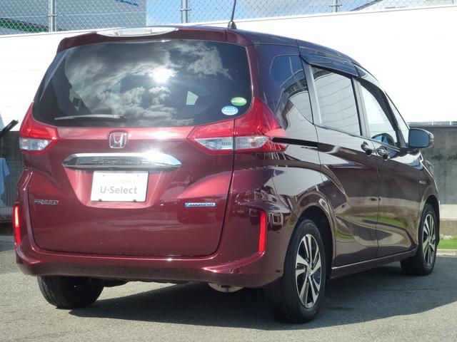 フリードハイブリッド ハイブリッド・Ｇホンダセンシング　メーカーオプションナビゲーション、フルセグＴＶ、ＢＴＡ、ＵＳＢ、ＨＤＭＩ、サイドエアバッグ＋サイドカーテンエアバッグ、ＥＴＣ、ホンダ純正フロントドライブレコーダー、ＬＥＢヘッドライト、７人乗り仕様（19枚目）