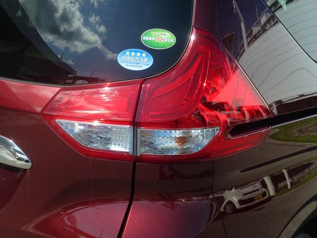 フリードハイブリッド ハイブリッド・Ｇホンダセンシング　メーカーオプションナビゲーション、フルセグＴＶ、ＢＴＡ、ＵＳＢ、ＨＤＭＩ、サイドエアバッグ＋サイドカーテンエアバッグ、ＥＴＣ、ホンダ純正フロントドライブレコーダー、ＬＥＢヘッドライト、７人乗り仕様（21枚目）