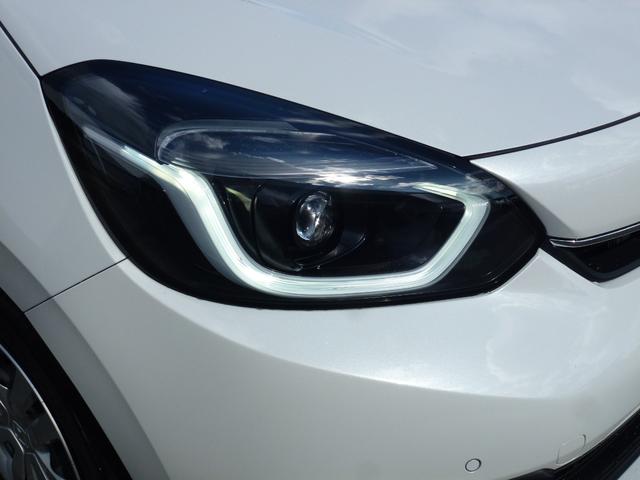 フィット ｅ：ＨＥＶホーム　弊社元レンタカー　純正ドラレコ前後　純正ナビ　パーキングセンサー　ＥＴＣ２．０　サイドカーテンエアバック　ＬＥＤヘッドライト　バックカメラ　Ｂｌｕｅｔｏｏｔｈａｕｄｉｏ（22枚目）