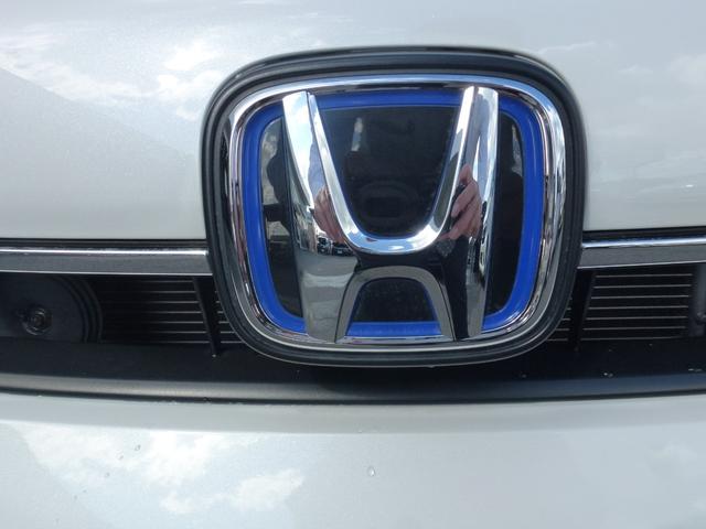 フィット ｅ：ＨＥＶホーム　弊社元レンタカー　純正ドラレコ前後　純正ナビ　パーキングセンサー　ＥＴＣ２．０　サイドカーテンエアバック　ＬＥＤヘッドライト　バックカメラ　Ｂｌｕｅｔｏｏｔｈａｕｄｉｏ（30枚目）