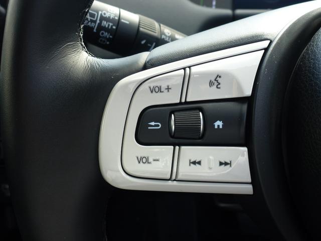 フィット ｅ：ＨＥＶホーム　弊社元レンタカー　純正ドラレコ前後　純正ナビ　パーキングセンサー　ＥＴＣ２．０　サイドカーテンエアバック　ＬＥＤヘッドライト　バックカメラ　Ｂｌｕｅｔｏｏｔｈａｕｄｉｏ（37枚目）