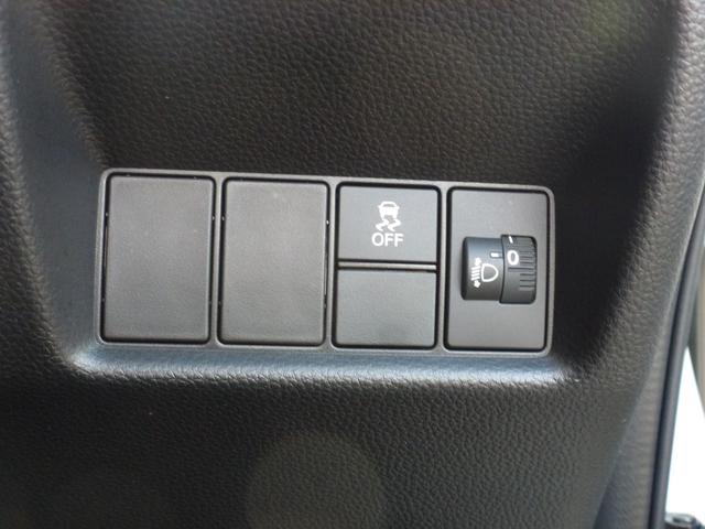 フィット ｅ：ＨＥＶホーム　弊社元レンタカー　純正ドラレコ前後　純正ナビ　パーキングセンサー　ＥＴＣ２．０　サイドカーテンエアバック　ＬＥＤヘッドライト　バックカメラ　Ｂｌｕｅｔｏｏｔｈａｕｄｉｏ（44枚目）