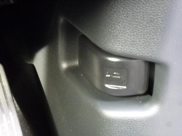 N-BOXカスタム ターボコーディネートスタイル 純正8インチナビ 両側パワースライドドア ETC ドライブレコーダー前後 Bluetooth バックカメラ USB シートヒーター パドルシフト 革巻きステアリング フルプライムスムースシート(40枚目)