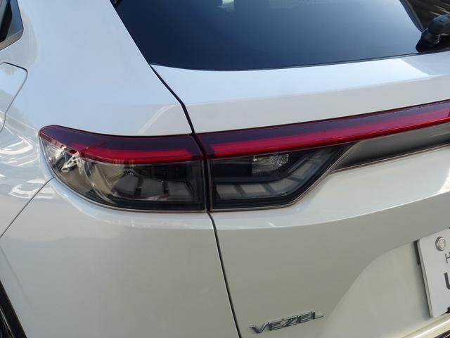 ヴェゼル e:HEVZ 純正9インチナビ ナビ連動ドライブレコーダー前後 パーキングセンサー パワーテールゲート 革巻きステアリング パドルシフト シートヒーター ETC 電子パーキングスイッチ CD/DVD(22枚目)