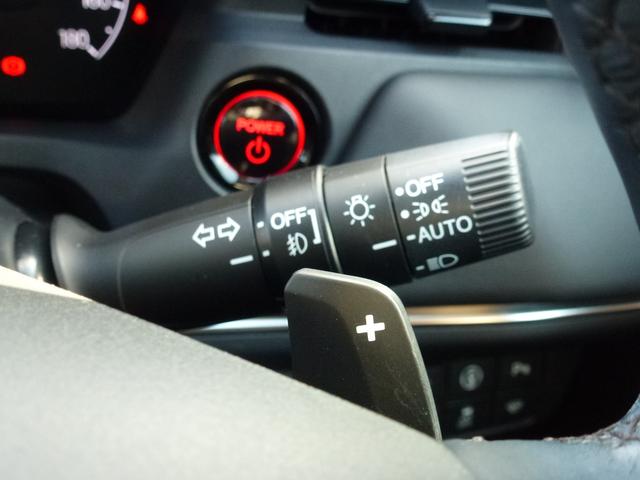 ヴェゼル e:HEVZ 純正9インチナビ ナビ連動ドライブレコーダー前後 パーキングセンサー パワーテールゲート 革巻きステアリング パドルシフト シートヒーター ETC 電子パーキングスイッチ CD/DVD(45枚目)