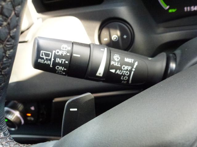 ヴェゼル e:HEVZ 純正9インチナビ ナビ連動ドライブレコーダー前後 パーキングセンサー パワーテールゲート 革巻きステアリング パドルシフト シートヒーター ETC 電子パーキングスイッチ CD/DVD(46枚目)