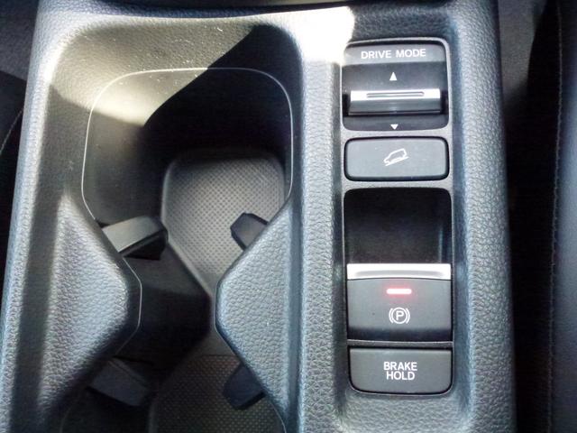 ヴェゼル e:HEVZ 純正9インチナビ ナビ連動ドライブレコーダー前後 パーキングセンサー パワーテールゲート 革巻きステアリング パドルシフト シートヒーター ETC 電子パーキングスイッチ CD/DVD(50枚目)