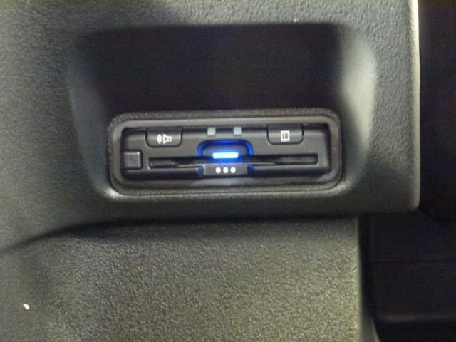 Ｎ－ＢＯＸカスタム ターボ　弊社元試乗車　純正８インチナビ　両側パワースライドドア　パドルシフト　パーキングセンサー　シートヒーター電子パーキングスイッチ　純正ドライブレコーダー前後単体　Ｂｌｕｅｔｏｏｔｈ　バックカメラ（37枚目）