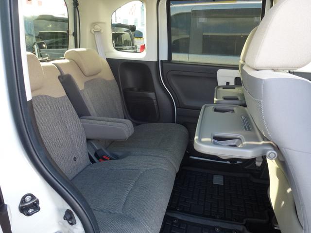 N-BOX L 純正7インチナビ 両側パワースライドドア ドライブレコーダー前後ナビ連動 オールシーズンマット パーキングセンサー バックカメラ シートヒーター ETC フルセグ CD/DVD ミュージックラック(15枚目)