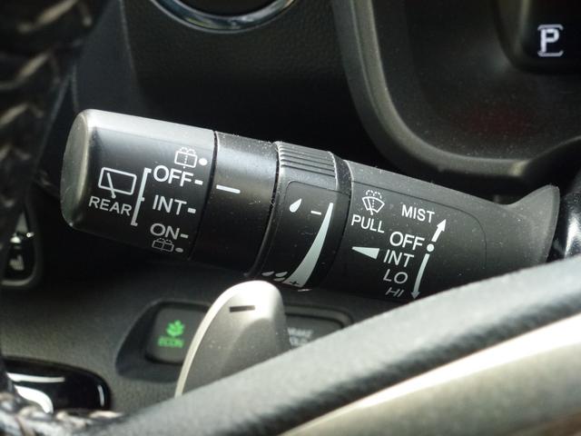 Ｎ－ＷＧＮカスタム Ｌ・ターボホンダセンシング　８インチ純正ナビ　ドライブレコーダー前後ナビ連動　ＥＴＣ　電子パーキングスイッチ　パドルシフト　パーキングセンサー　革巻きステアリング　ＣＤ／ＤＶＤ　フルセグ　Ｂｌｕｅｔｏｏｔｈ　ミュージックラック（31枚目）