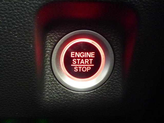 Ｎ－ＷＧＮカスタム Ｌ・ターボホンダセンシング　８インチ純正ナビ　ドライブレコーダー前後ナビ連動　ＥＴＣ　電子パーキングスイッチ　パドルシフト　パーキングセンサー　革巻きステアリング　ＣＤ／ＤＶＤ　フルセグ　Ｂｌｕｅｔｏｏｔｈ　ミュージックラック（33枚目）