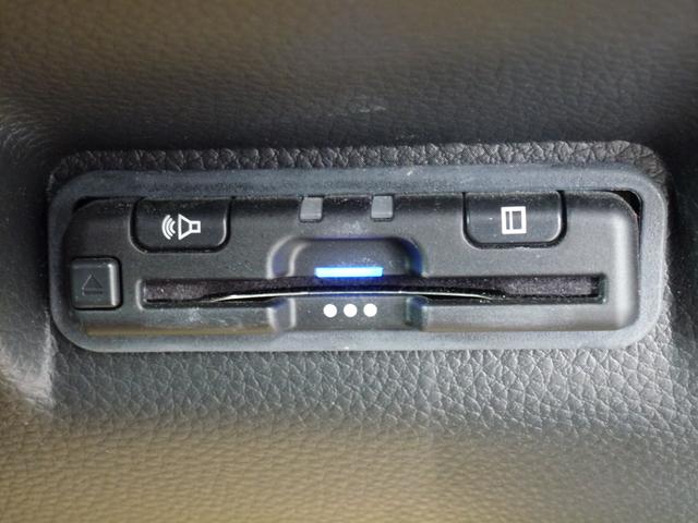 ステップワゴン ｅ：ＨＥＶスパーダプレミアムライン　純正ギャザズナビゲーション１１．４インチ、フルセグＴＶ、ＡｐｐｌｅＣａｒｐｌａｙ、Ｍラック、ＢＴＭ、ＵＳＢ、ＣＤ／ＤＶＤ、マルチビューカメラ、ナビ連動前後ドライブレコーダー、１５．６インチリヤモニ（8枚目）