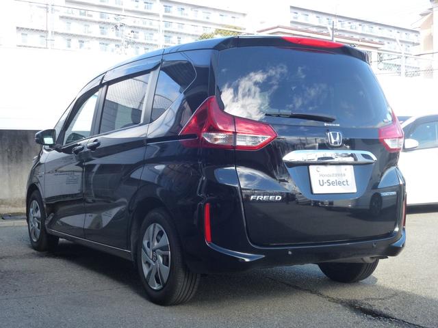 フリードハイブリッド ハイブリッド・Gホンダセンシング 7インチ純正ナビ 両側パワースライドドア LEDヘッドライト シートヒーター Bluetooth CD/DVD ミュージックラック USB ミュージックラック バックカメラ リヤ席サンシェイド(10枚目)