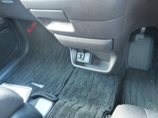 フリードハイブリッド ハイブリッド・Gホンダセンシング 7インチ純正ナビ 両側パワースライドドア LEDヘッドライト シートヒーター Bluetooth CD/DVD ミュージックラック USB ミュージックラック バックカメラ リヤ席サンシェイド(28枚目)