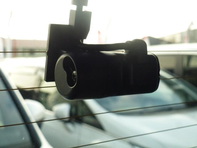 N-BOXカスタム ターボコーディネートスタイル 純正8インチナビ ドライブレコーダー前後 両側パワースライドドア ETC 革巻きステアリング パドルシフト バックカメラ サイドカーテンエアバック ブレーキホールド フルセグ Bluetooth(17枚目)