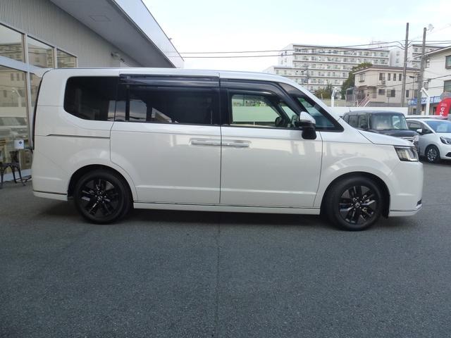 ステップワゴン e:HEVスパーダ 9インチ純正ナビ ETC シートヒーター パーキングセンサー 両側パワースライドドア パワーテールゲート パドルシフト バックカメラ シートバックテーブル 2列目オットマン ホンダセンシング(7枚目)