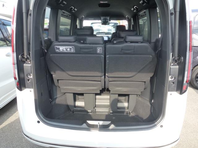 ステップワゴン e:HEVスパーダ 9インチ純正ナビ ETC シートヒーター パーキングセンサー 両側パワースライドドア パワーテールゲート パドルシフト バックカメラ シートバックテーブル 2列目オットマン ホンダセンシング(18枚目)