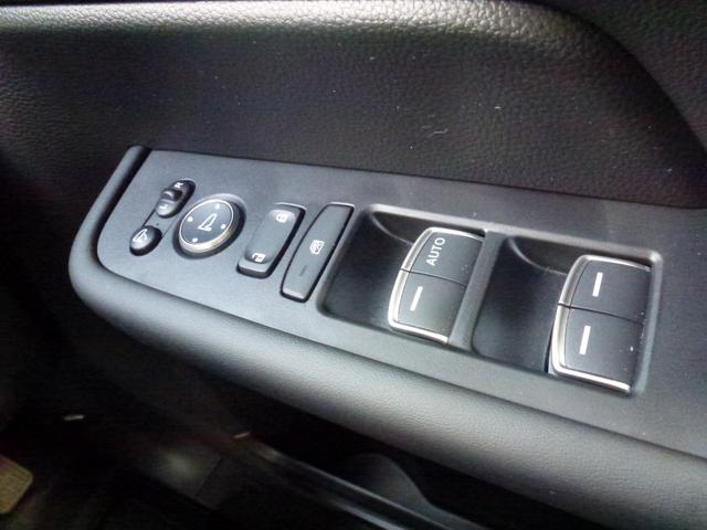 ステップワゴン e:HEVスパーダ 9インチ純正ナビ ETC シートヒーター パーキングセンサー 両側パワースライドドア パワーテールゲート パドルシフト バックカメラ シートバックテーブル 2列目オットマン ホンダセンシング(33枚目)