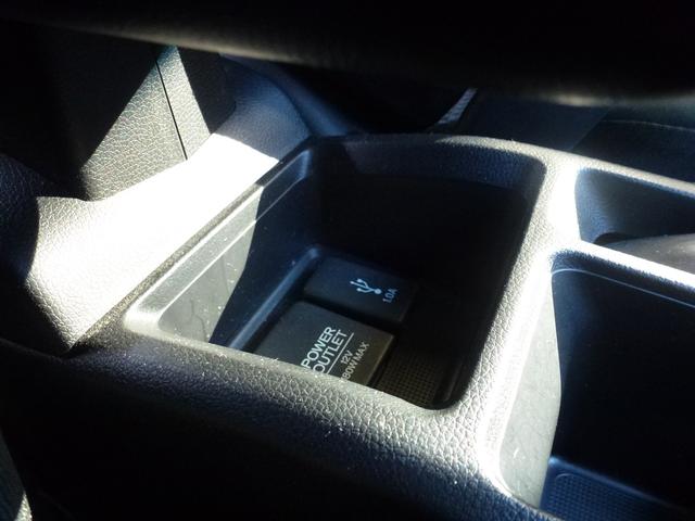 フィット １３Ｇ・Ｌホンダセンシング　純正ナビ　バックカメラ　ＥＴＣ　禁煙車　サイドカーテンエアバック　ＬＥＤヘッドライト　ＬＥＤフォグランプ（26枚目）