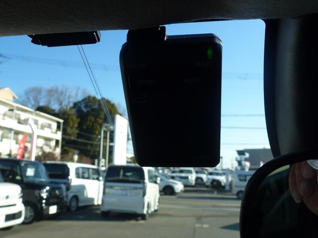 �����h���C�u���R�[�_�[�t���I�������̎������S�ł��B