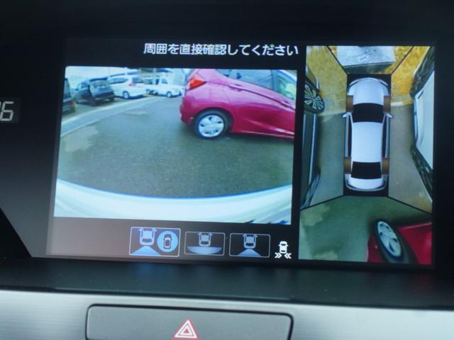 レジェンド ハイブリッドＥＸ　渋滞運転支援機能、パワートランク、メーカー純正ナビフルセグＴＶ、マルチビューカメラ、サイドエアバッグ＋サイドカーテンエアバッグ、ＣＤ／ＤＶＤ、シートヒーター、シートエアコン、本革シート（3枚目）