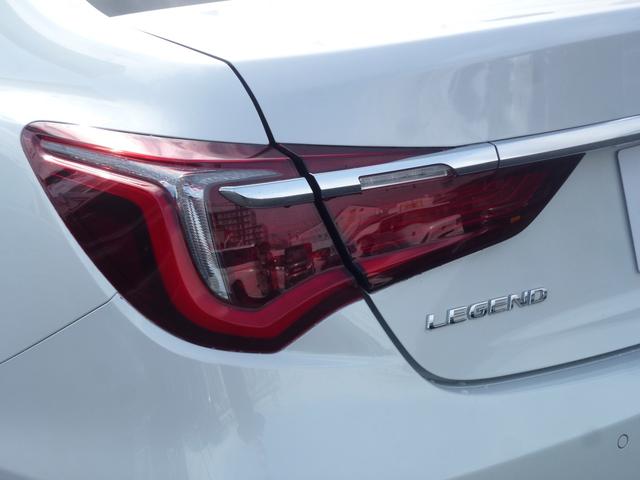 レジェンド ハイブリッドＥＸ　渋滞運転支援機能、パワートランク、メーカー純正ナビフルセグＴＶ、マルチビューカメラ、サイドエアバッグ＋サイドカーテンエアバッグ、ＣＤ／ＤＶＤ、シートヒーター、シートエアコン、本革シート（19枚目）