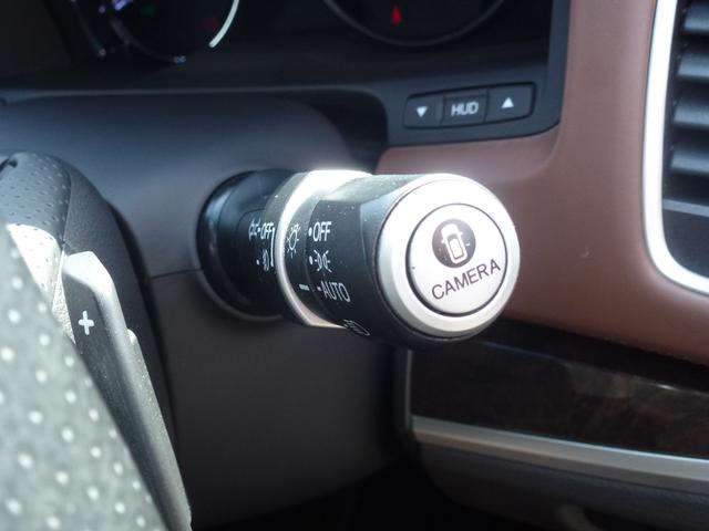 レジェンド ハイブリッドＥＸ　渋滞運転支援機能、パワートランク、メーカー純正ナビフルセグＴＶ、マルチビューカメラ、サイドエアバッグ＋サイドカーテンエアバッグ、ＣＤ／ＤＶＤ、シートヒーター、シートエアコン、本革シート（37枚目）