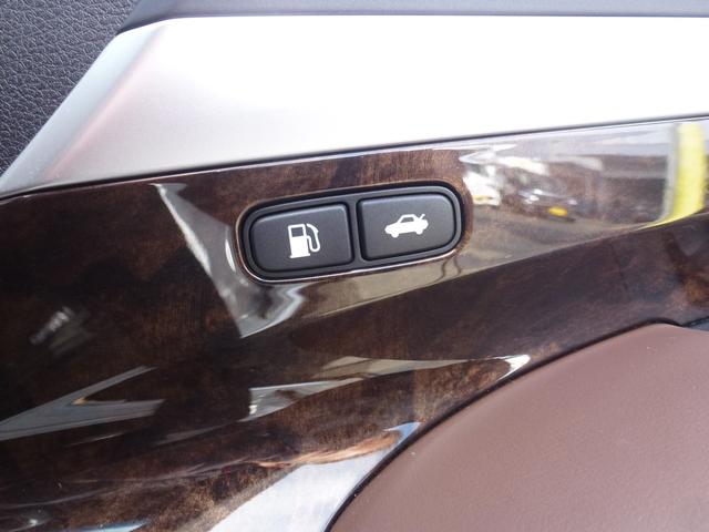 レジェンド ハイブリッドＥＸ　渋滞運転支援機能、パワートランク、メーカー純正ナビフルセグＴＶ、マルチビューカメラ、サイドエアバッグ＋サイドカーテンエアバッグ、ＣＤ／ＤＶＤ、シートヒーター、シートエアコン、本革シート（42枚目）