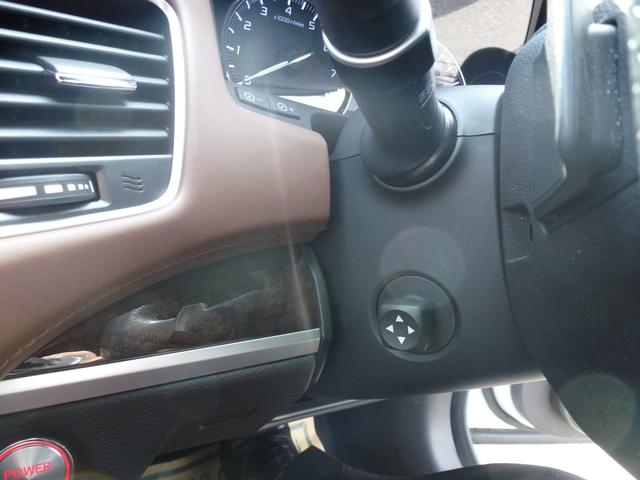 レジェンド ハイブリッドＥＸ　渋滞運転支援機能、パワートランク、メーカー純正ナビフルセグＴＶ、マルチビューカメラ、サイドエアバッグ＋サイドカーテンエアバッグ、ＣＤ／ＤＶＤ、シートヒーター、シートエアコン、本革シート（48枚目）