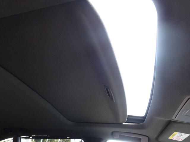 レジェンド ハイブリッドＥＸ　渋滞運転支援機能、パワートランク、メーカー純正ナビフルセグＴＶ、マルチビューカメラ、サイドエアバッグ＋サイドカーテンエアバッグ、ＣＤ／ＤＶＤ、シートヒーター、シートエアコン、本革シート（50枚目）