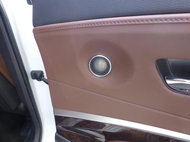 レジェンド ハイブリッドＥＸ　渋滞運転支援機能、パワートランク、メーカー純正ナビフルセグＴＶ、マルチビューカメラ、サイドエアバッグ＋サイドカーテンエアバッグ、ＣＤ／ＤＶＤ、シートヒーター、シートエアコン、本革シート（51枚目）