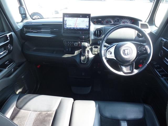 N-BOXカスタム Lターボ 9インチ純正ナビ 両側パワースライドドア リア席シートバックテーブル ETC CD DVD フルセグ アップルカープレイ(4枚目)