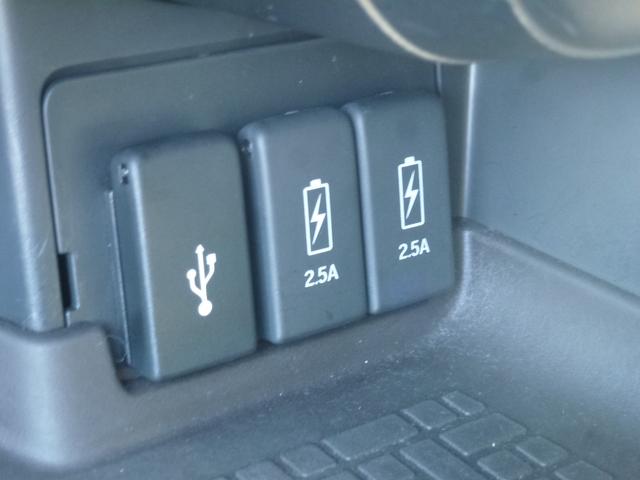 N-BOXカスタム Lターボ 9インチ純正ナビ 両側パワースライドドア リア席シートバックテーブル ETC CD DVD フルセグ アップルカープレイ(42枚目)