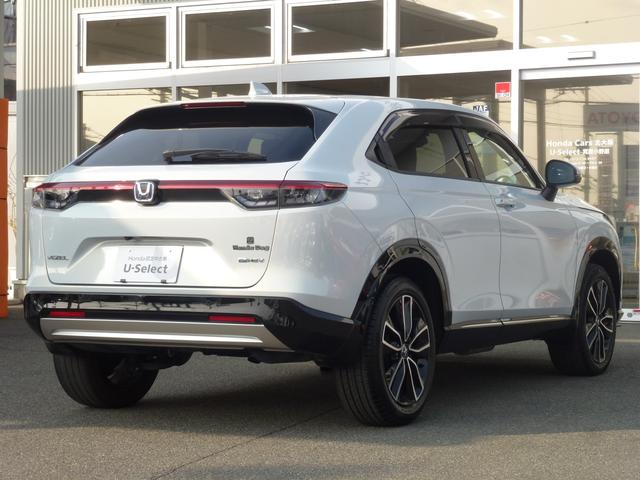 ヴェゼル ｅ：ＨＥＶＺ　ホンダ純正ギャザズナビゲーション９インチナビ，ＣＤ／ＤＶＤ、フルセグＴＶ、Ｍラック、ＵＳＢ、ＢＴＡ、バックカメラ、パーキングセンサー、運転席助手席シートヒーター、パワーデールゲート、ＬＥＤヘッドライト（12枚目）