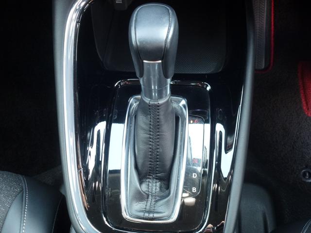 ヴェゼル ｅ：ＨＥＶＺ　ホンダ純正ギャザズナビゲーション９インチナビ，ＣＤ／ＤＶＤ、フルセグＴＶ、Ｍラック、ＵＳＢ、ＢＴＡ、バックカメラ、パーキングセンサー、運転席助手席シートヒーター、パワーデールゲート、ＬＥＤヘッドライト（28枚目）